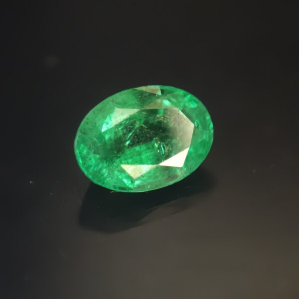 Minor Oiled Geen Emerald 1.95ct Oval From Zambia