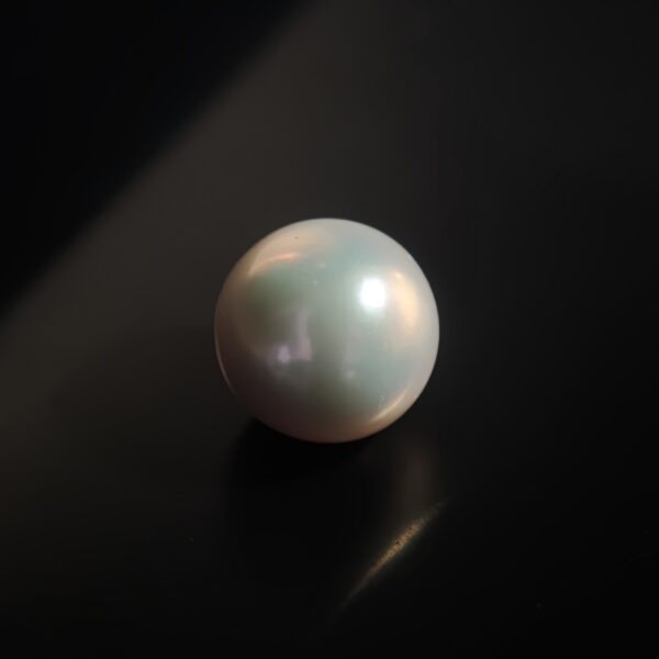 White South Sea Pearl 12mm Round - Cultured