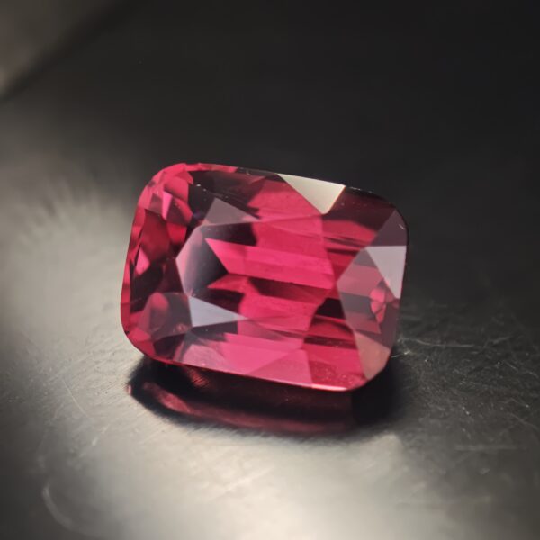Pink Malaya Garnet 4.00ct From Madagascar